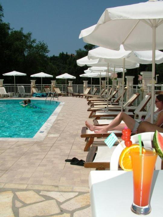 Aparthotel Alexander Agios Gordios  Exterior foto